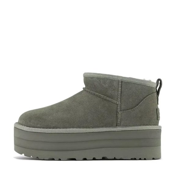 UGG Women's Classic Ultra Mini Platform Boot - Picture 4 of 10